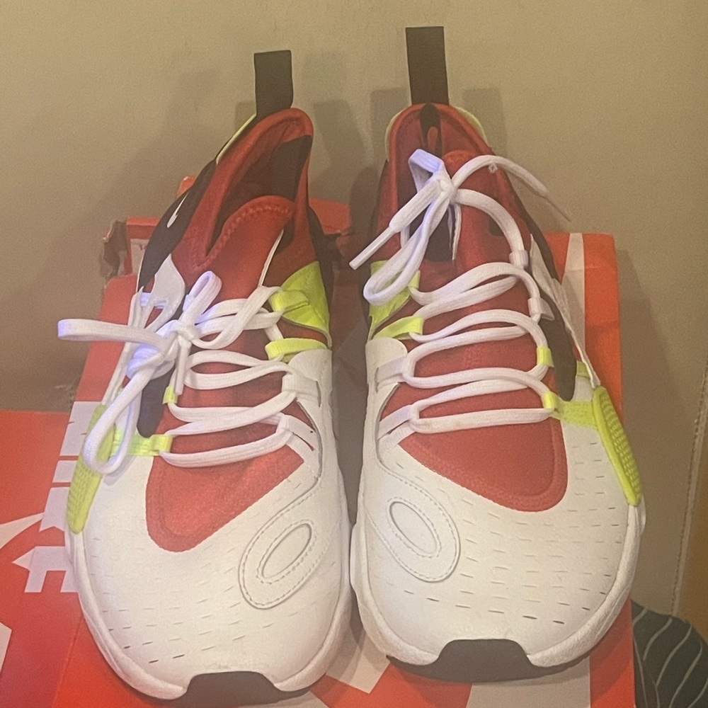 Nike Huarachy E.D.G.E